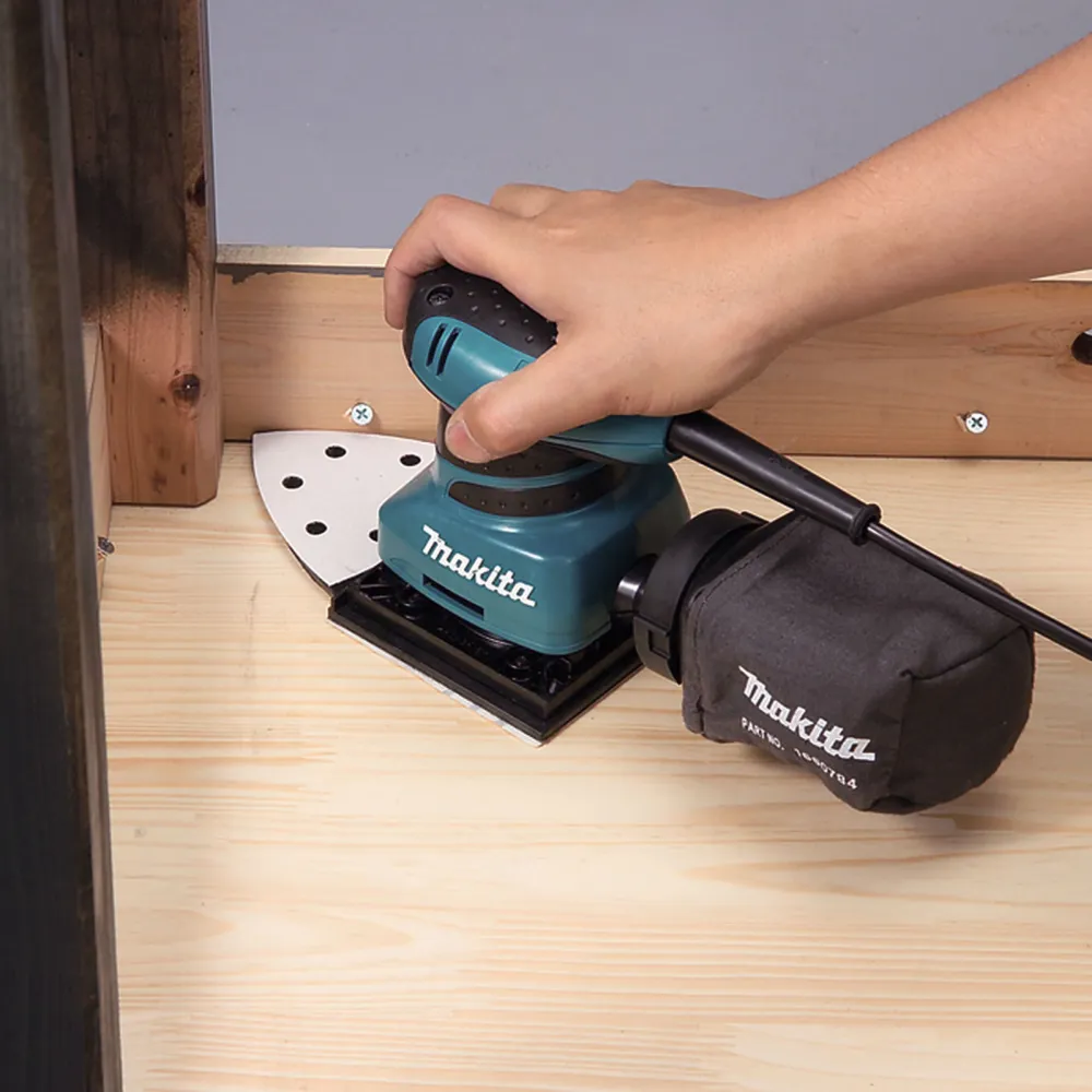 Makita BO4565J Faust-Schwingschleifer 200 W im MAKPAC